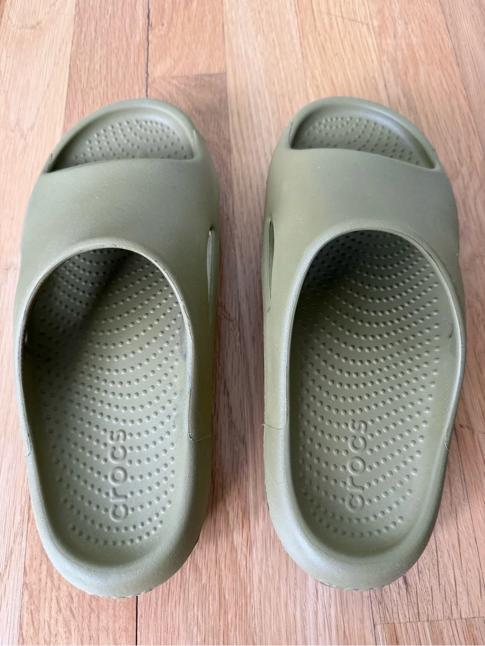 Crocs Mellow Recovery Slide Army Green Sz 7 NWOT